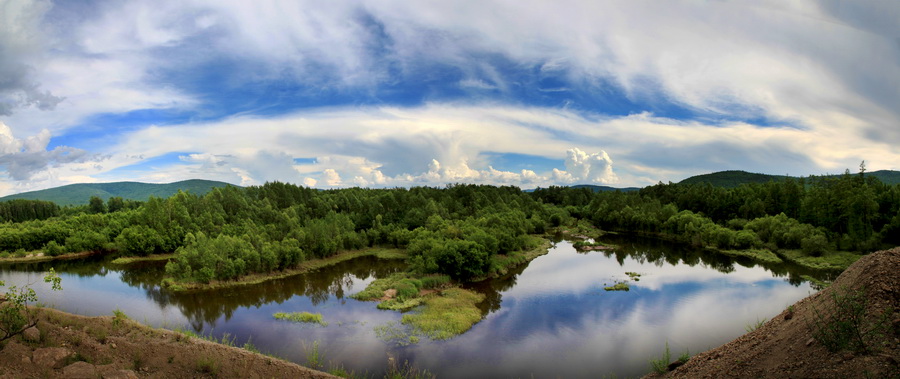 美丽的阿龙山林场