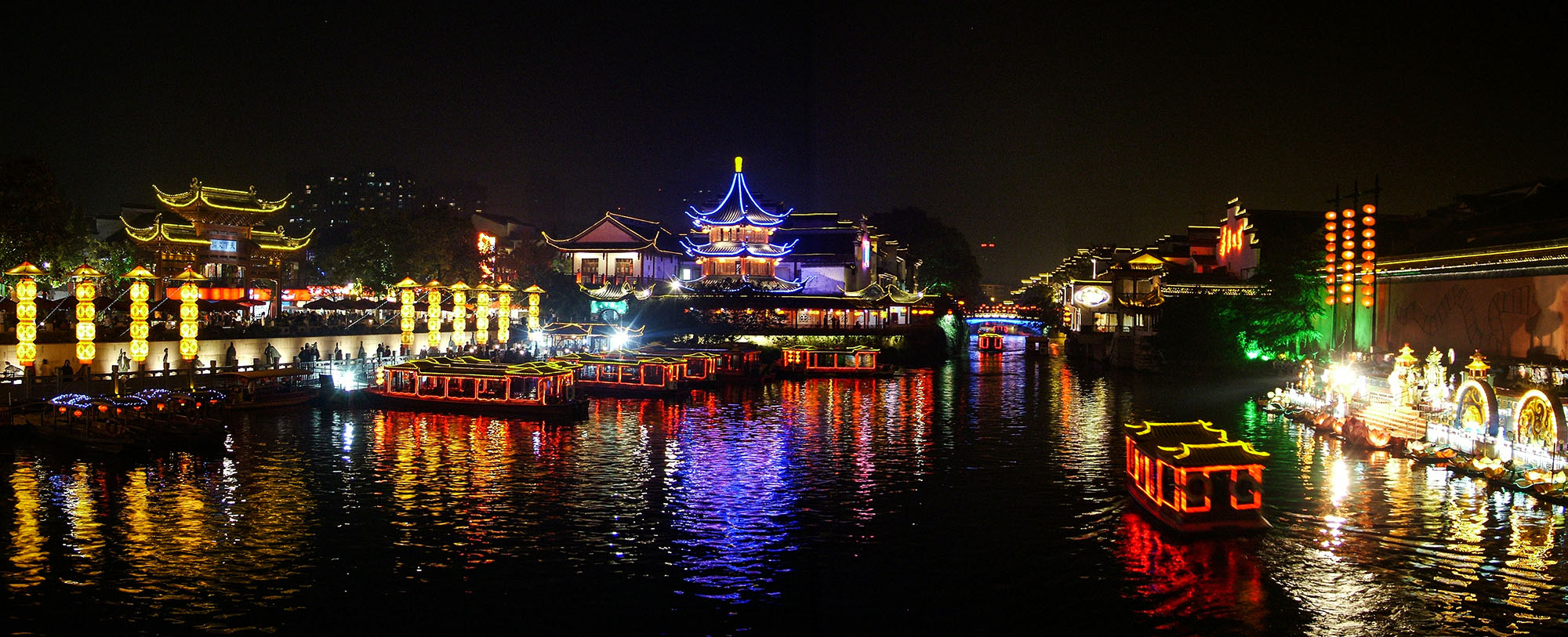 《秦淮河之夜》 景观摄影 2008年12月3日摄于江苏省南京市秦淮河景区.