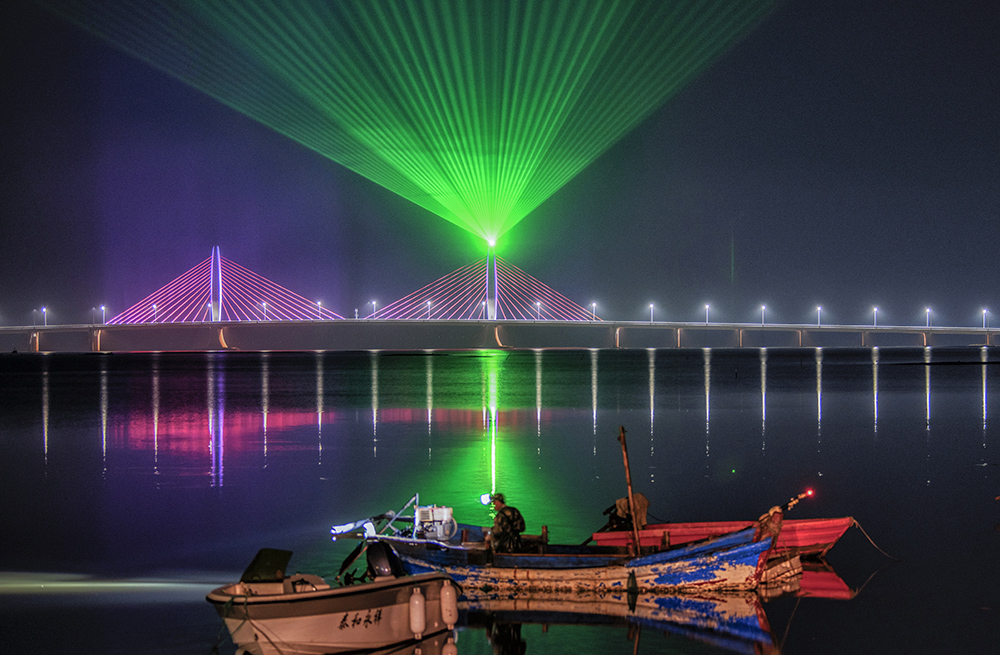 华灯高照香水河