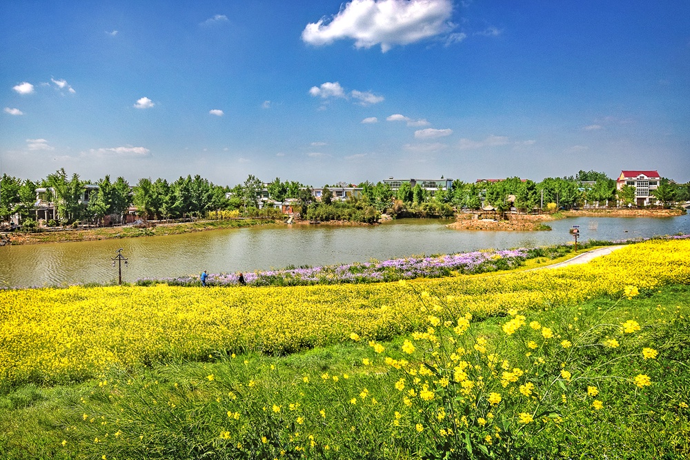 官湖镇授贤村以美丽乡村建设为阵地,紧紧围绕"特色","田园"和"乡村"