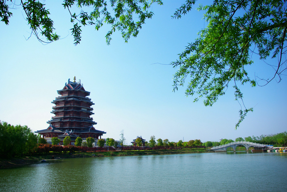 李琼 《沙沟湖公园》 江苏徐州邳州沙沟湖公园.jpg