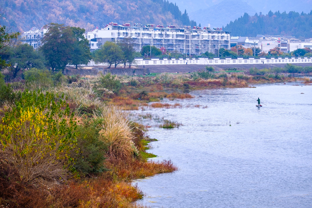 秋浦河畔