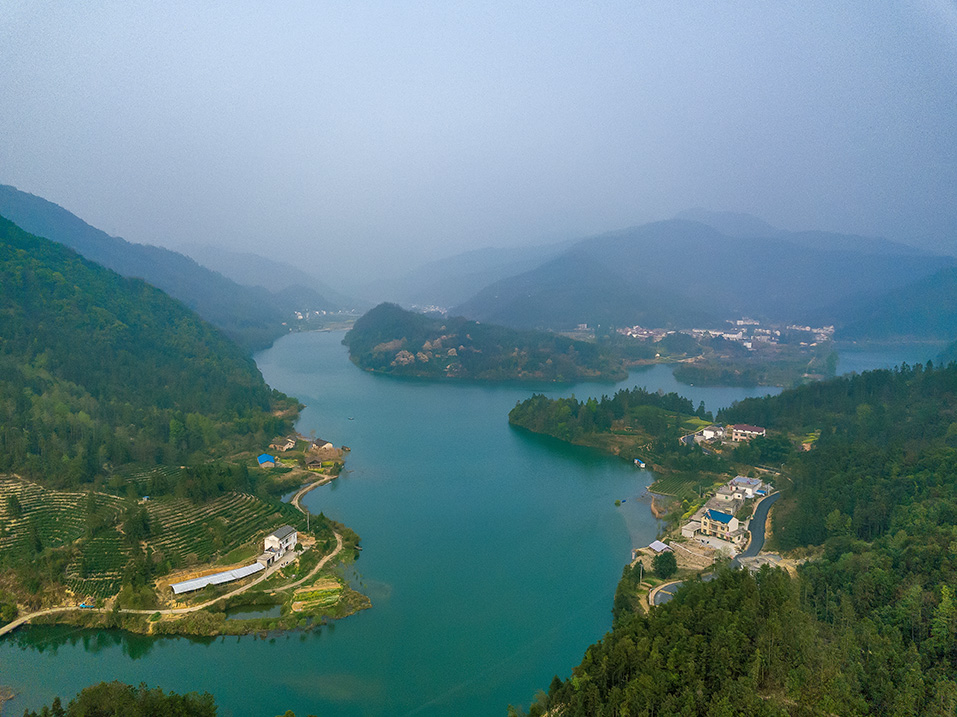 《美丽家乡》-第三届"中国原生态最美山乡——安徽石台"全国摄影大展