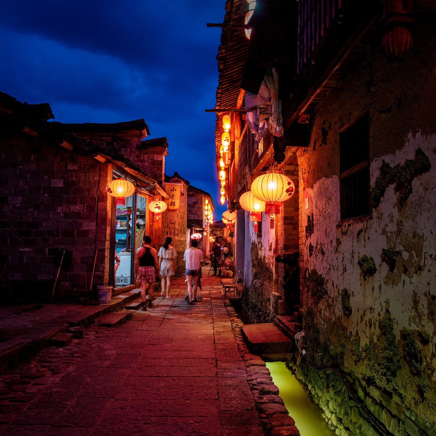 古街夜色——2019年6月摄于福建武夷山五夫镇.jpg