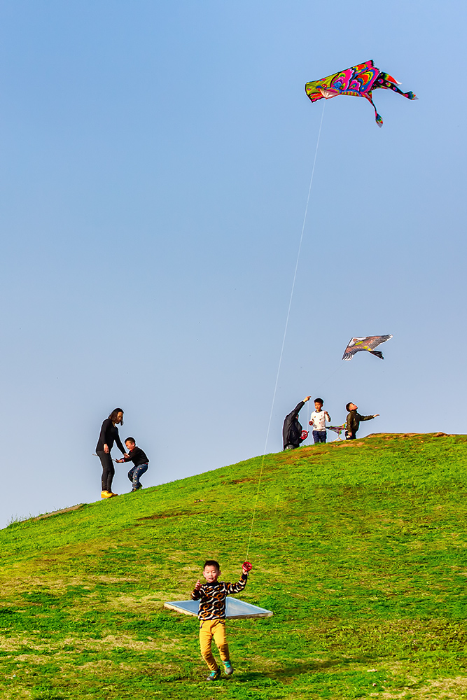 放风筝-"中国好风光——平天湖"全国摄影大展征稿区-大众摄影网