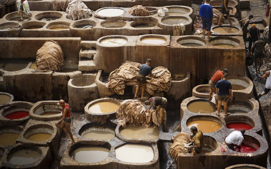 《摩洛哥古老的制革工艺》