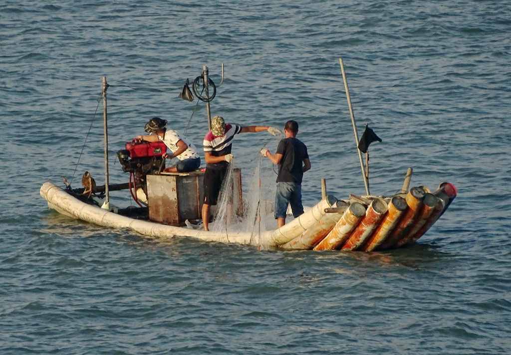 勤劳的渔民-第四届"大美渔村 平安渔业"中国渔业征稿区-大众摄影网