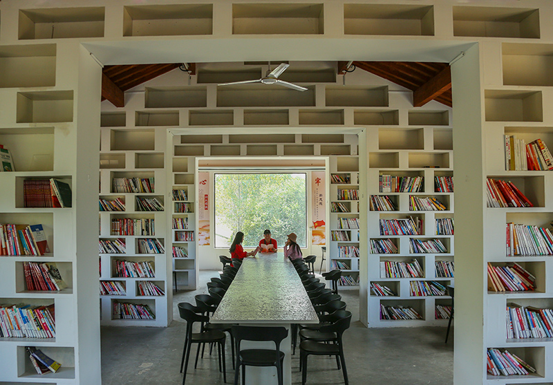 书香满屋-胜境栖霞山全国摄影大展征稿区-大众摄影网 -