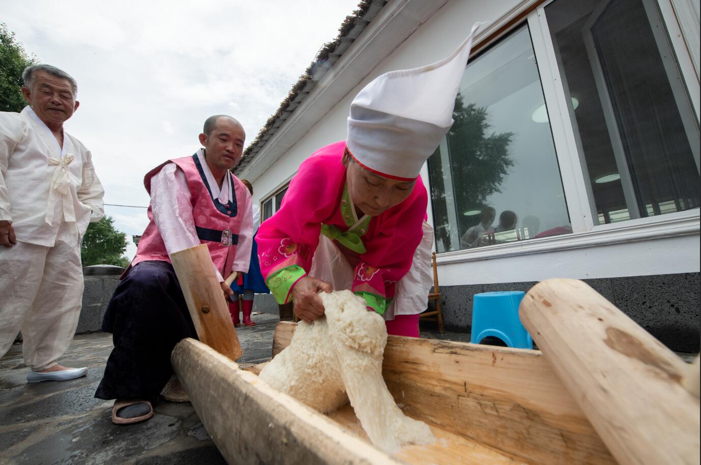 朝鲜族非文化遗产-打打糕