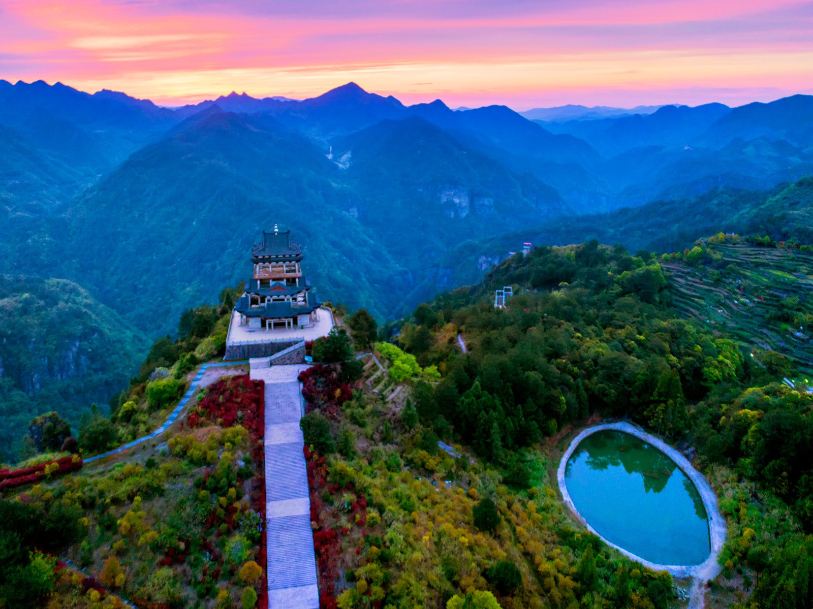 聚仙阁——陈金龙 摄