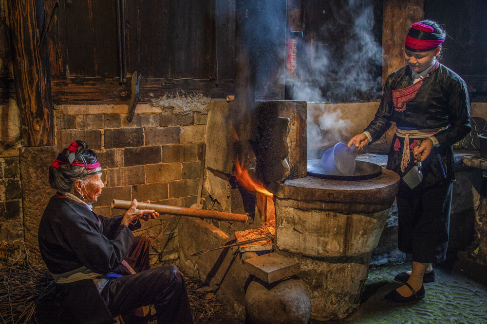 生火煮饭 艾成国