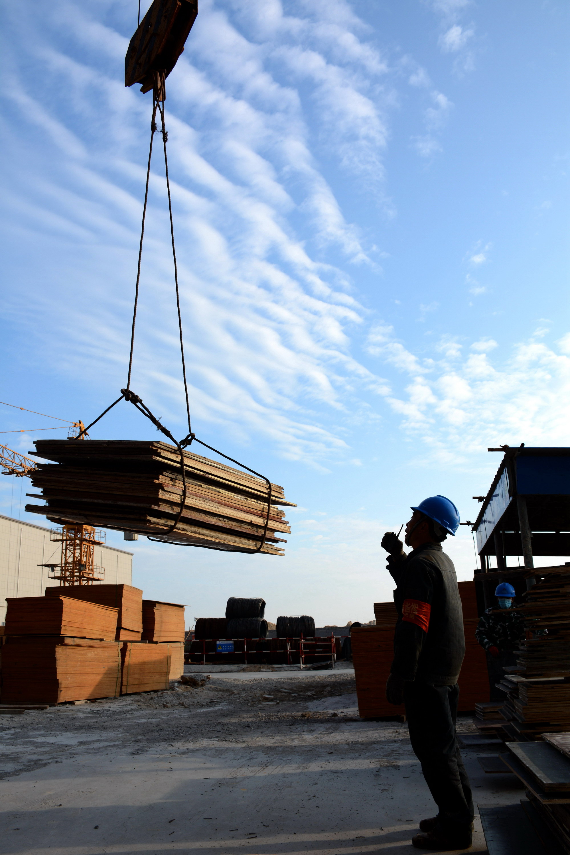 5dsc_2187《起吊》 郑俊人 0泉州晋南热电建设工地 13860624791.jpg