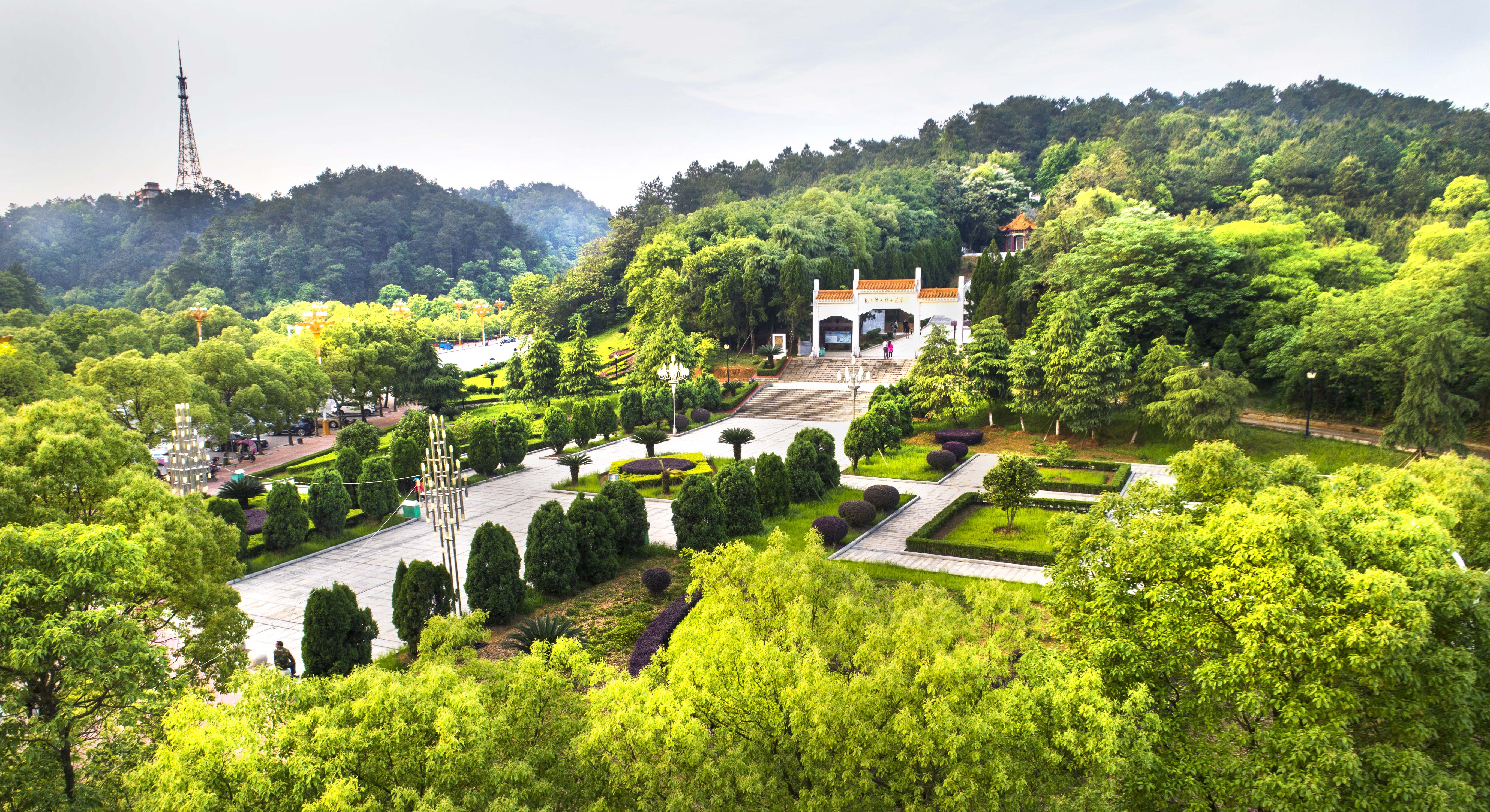 《抗日阵亡将士陵园》2019年5月摄于江西省上高县抗日阵亡将士陵园