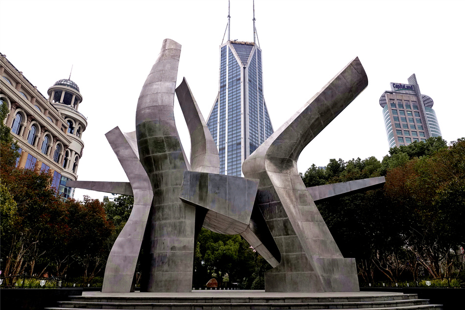 《五卅运动纪念雕像》组图