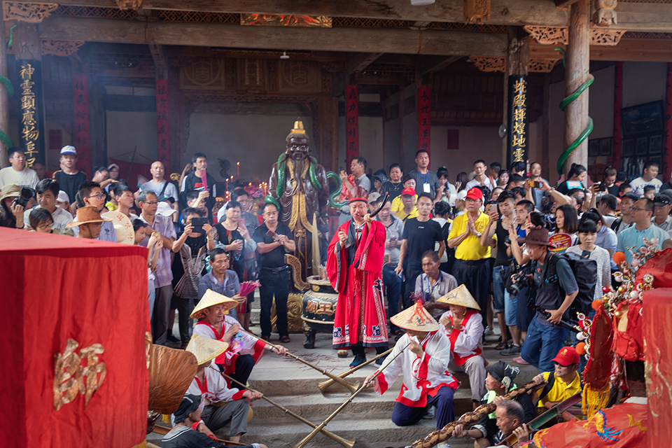 2019年8月7日摄于福建省南平樟湖坂,每年农历七月初七,樟湖坂举办蛇王