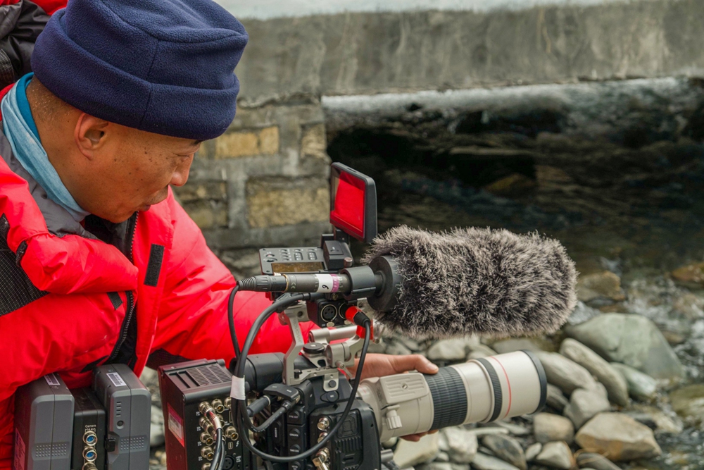 佳能强大的镜头群为纪录片的拍摄提供丰富的选择,满足拍摄的多样化